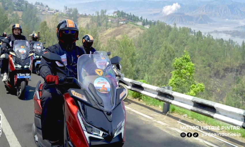 Gila Yadea GT80 Tembus 182 Km Sekali Cas 5 Gila Yadea GT80 Tembus 182 Km Sekali Cas