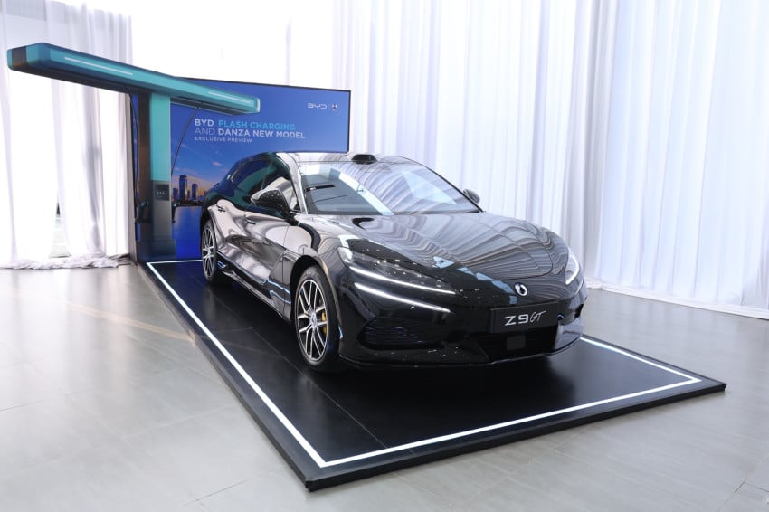 Isi Daya Mobil Listrik Cuma 5 Menit 12 Isi Daya Mobil Listrik Cuma 5 Menit