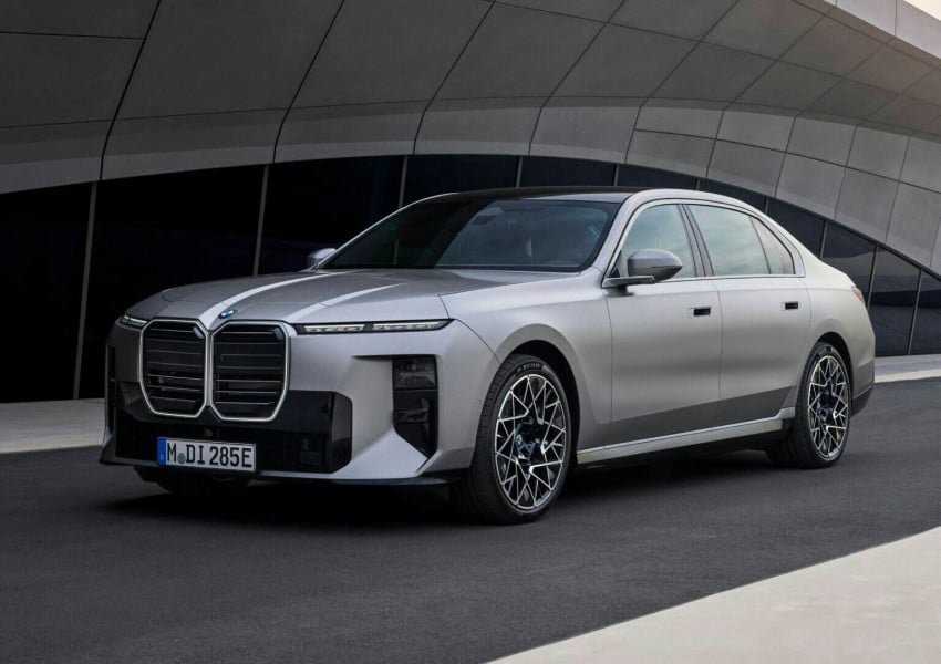 Sedan Mewah BMW Anti Peluru Siap Meluncur